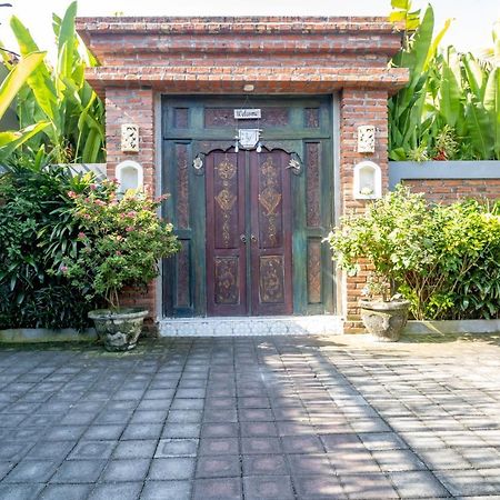 D Anyar Stay&Surf Canggu  Bagian luar foto